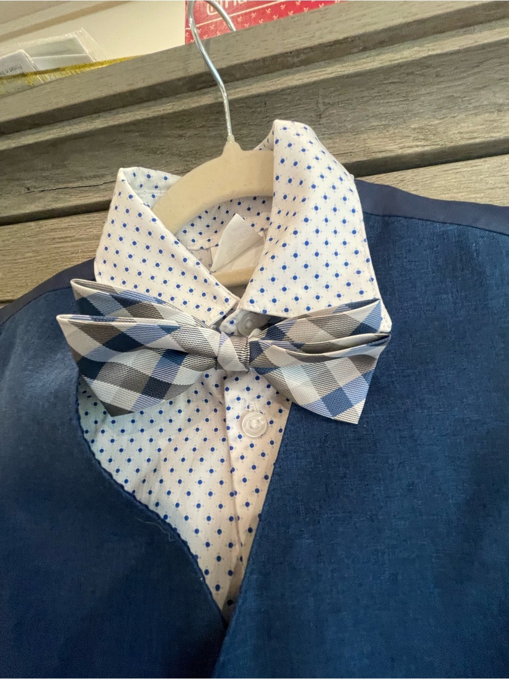 Van Heusen White Shirt with Blue Polka Dots - Picture 3 of 3